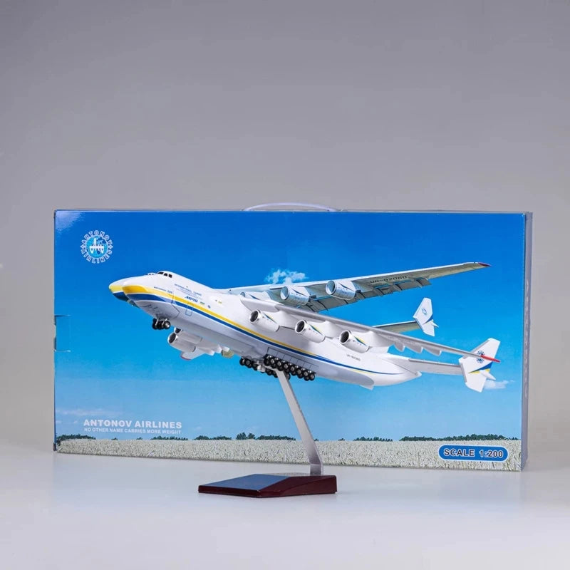 1/200 Antonov AN-225 Mriya Transporte Cargueiro Aeromodelo (42cm)